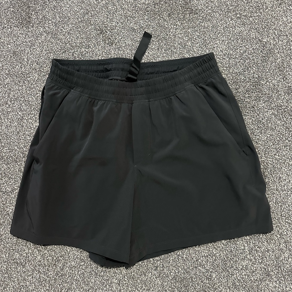 Lululemon Pace Breaker Short Linerless 5”